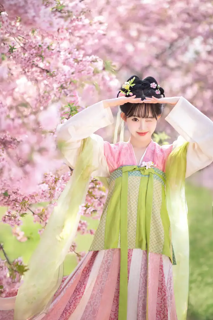 老版陌陌界面对比